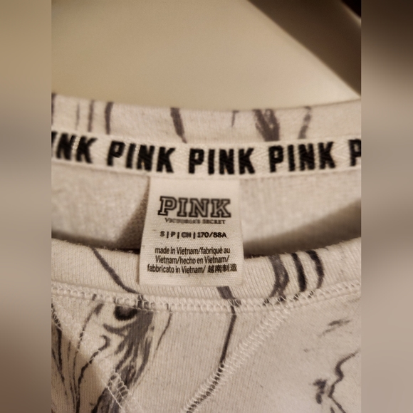 Pink Victoria's Secrets Crop Top Sweater - Picture 5 of 5